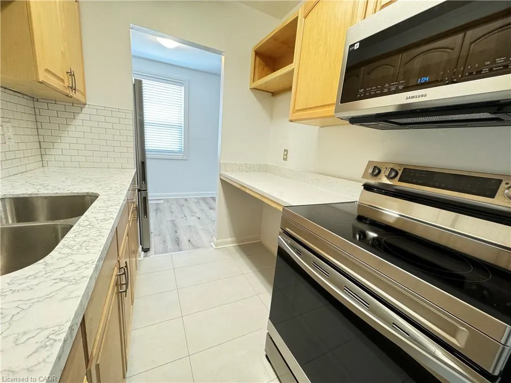 657 Fennell Avenue E, #2