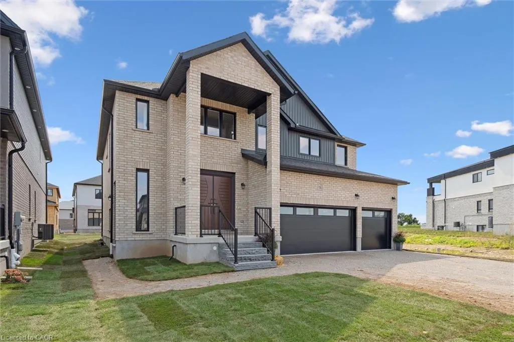 76 Sass Crescent