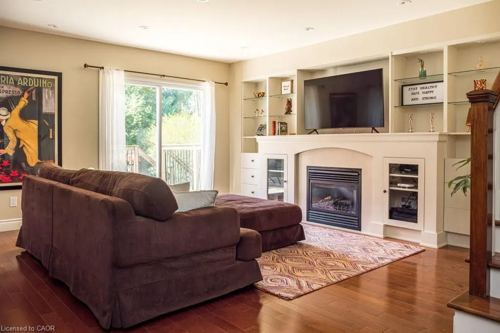 330 Strathcona Drive