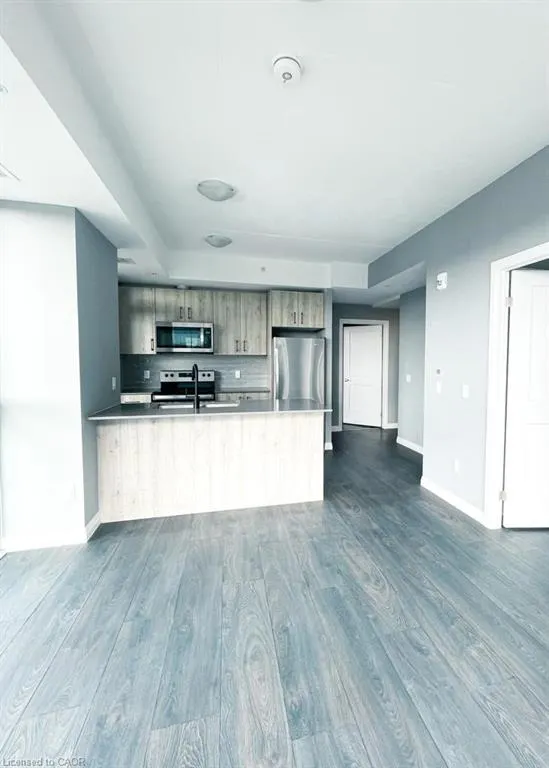 108 Garment Street, #605