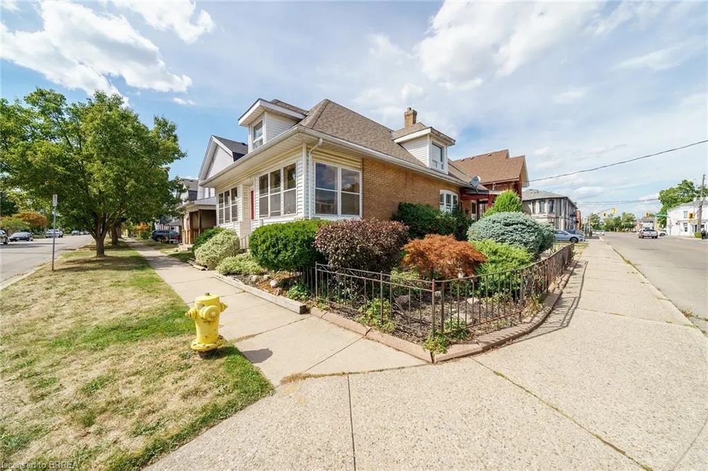 88 East Avenue