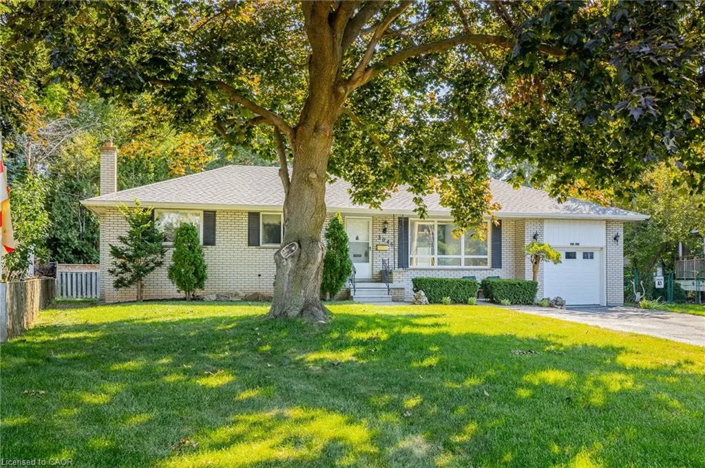 3046 Briarwood Crescent