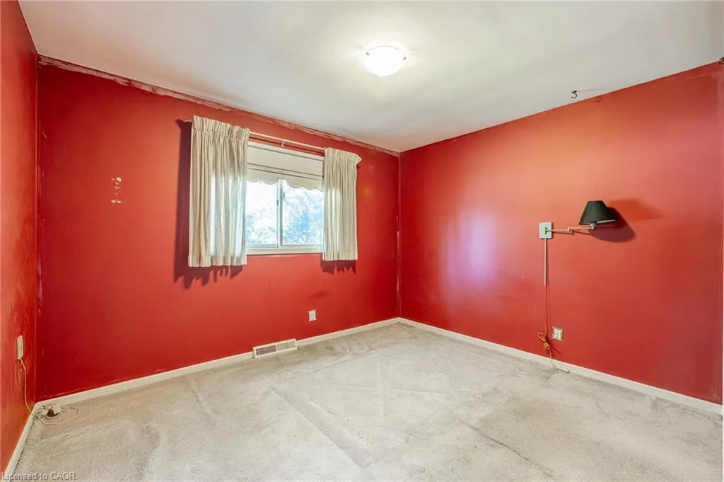 3046 Briarwood Crescent