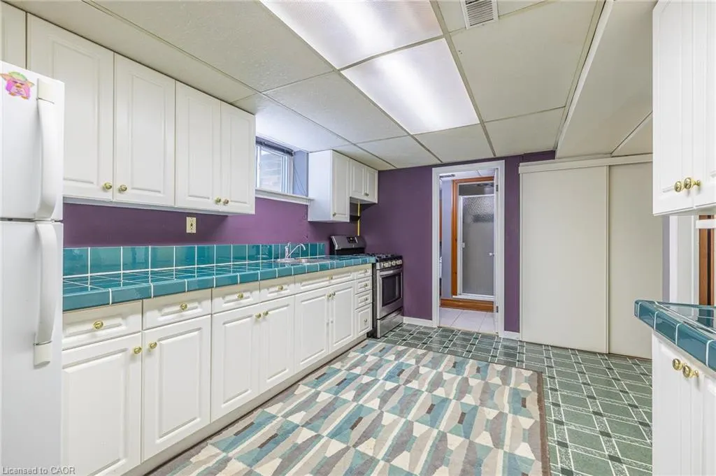 3046 Briarwood Crescent