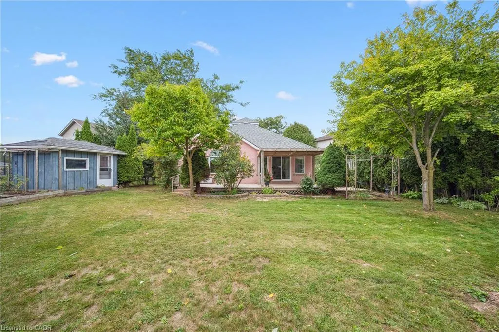 22 Windward Place
