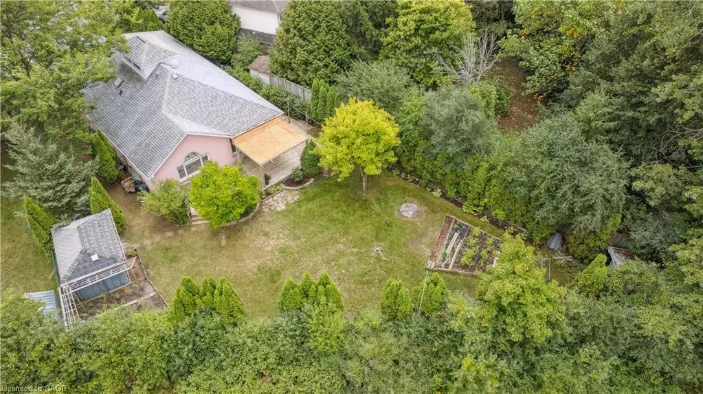 22 Windward Place