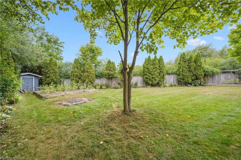 22 Windward Place