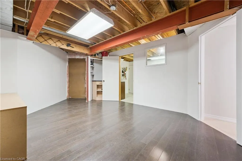 22 Windward Place