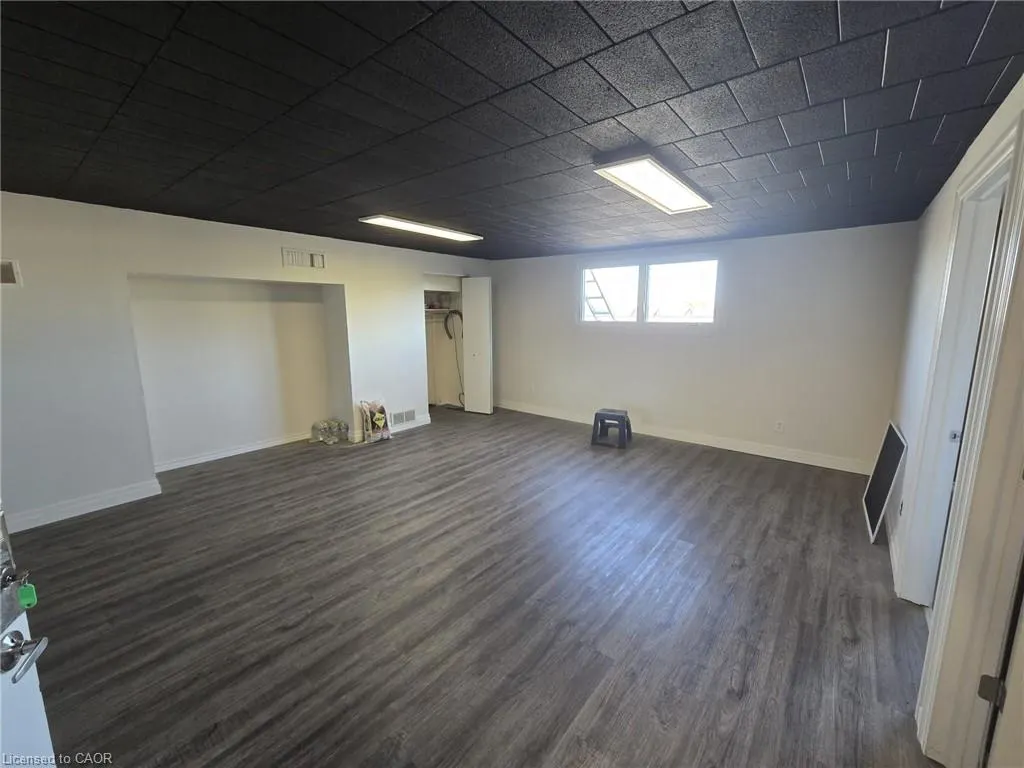 315 Lancaster Street W, #C