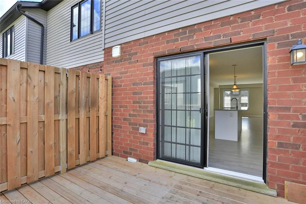 27 Ridgemount Street