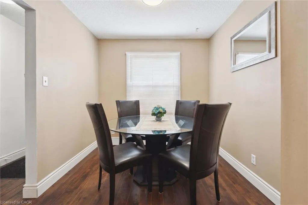 293 Fairway Road N, #33