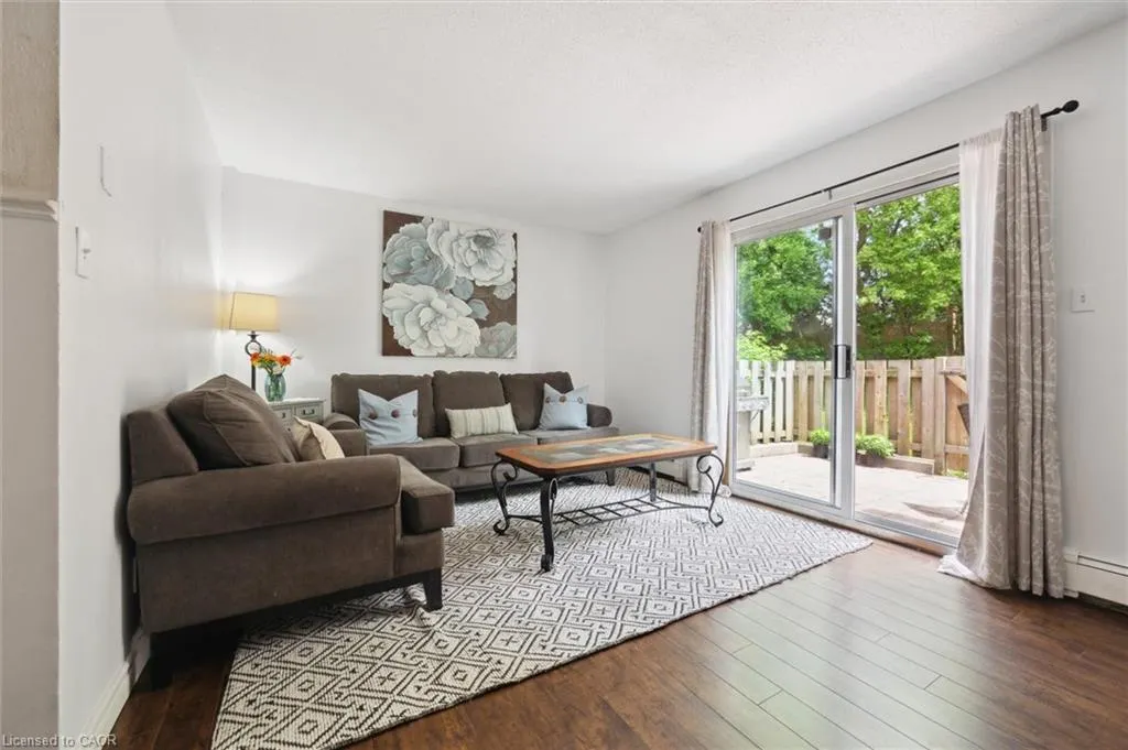 293 Fairway Road N, #33
