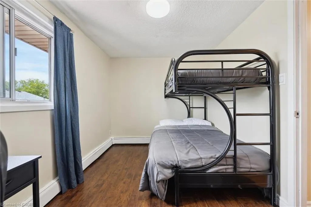 293 Fairway Road N, #33