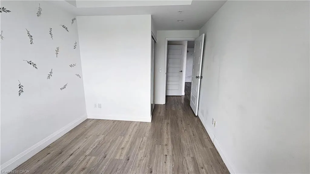 158 King Street N, #502