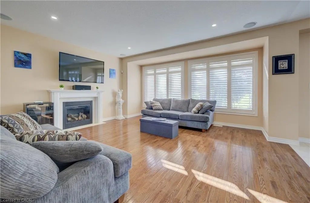 571 Stonehenge Drive