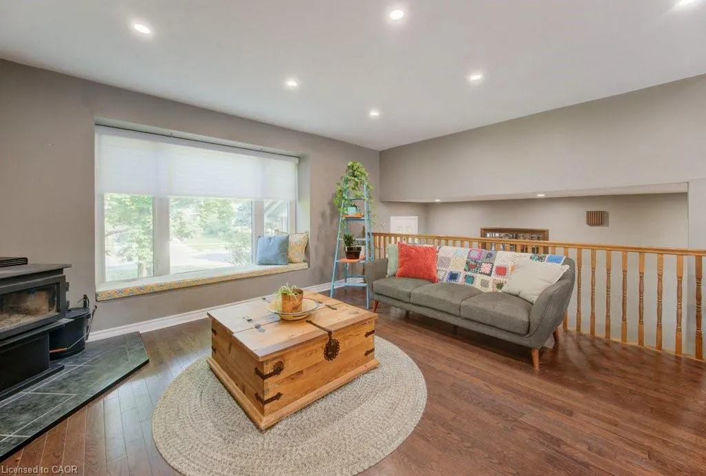 47 Winding Way