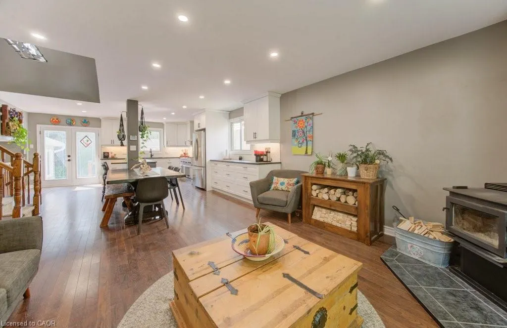 47 Winding Way
