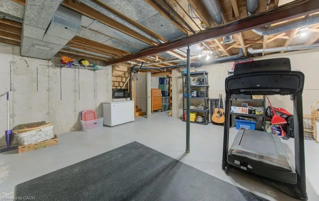 47 Winding Way