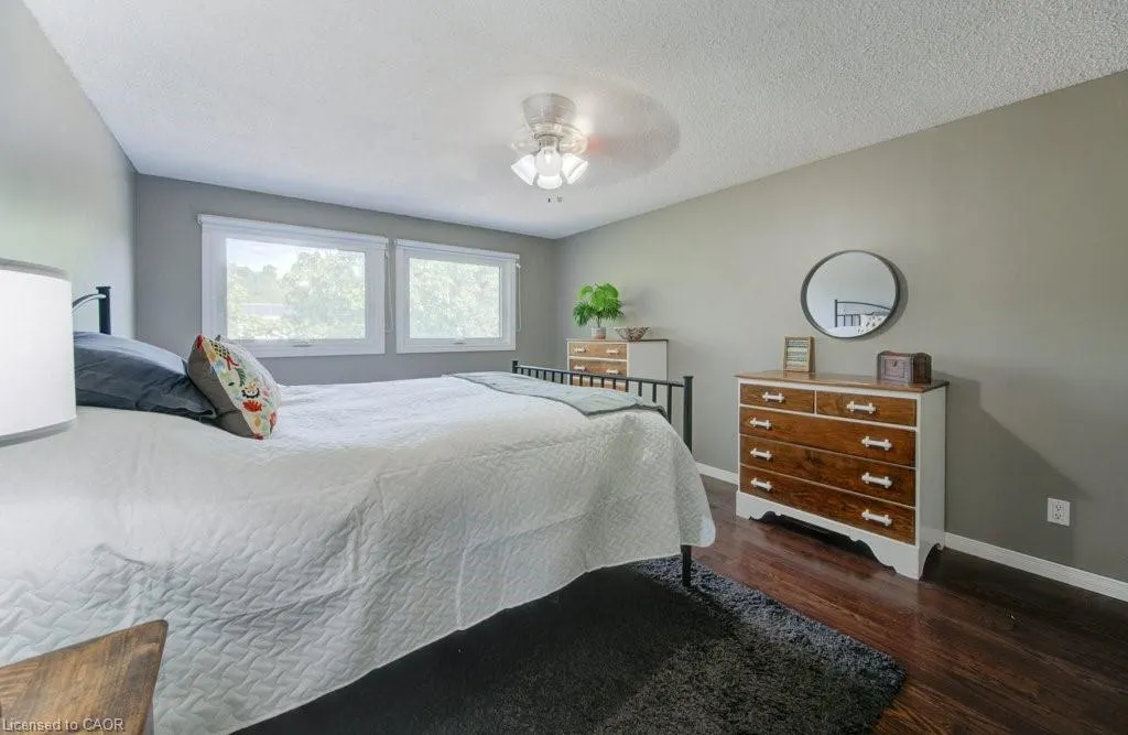 47 Winding Way