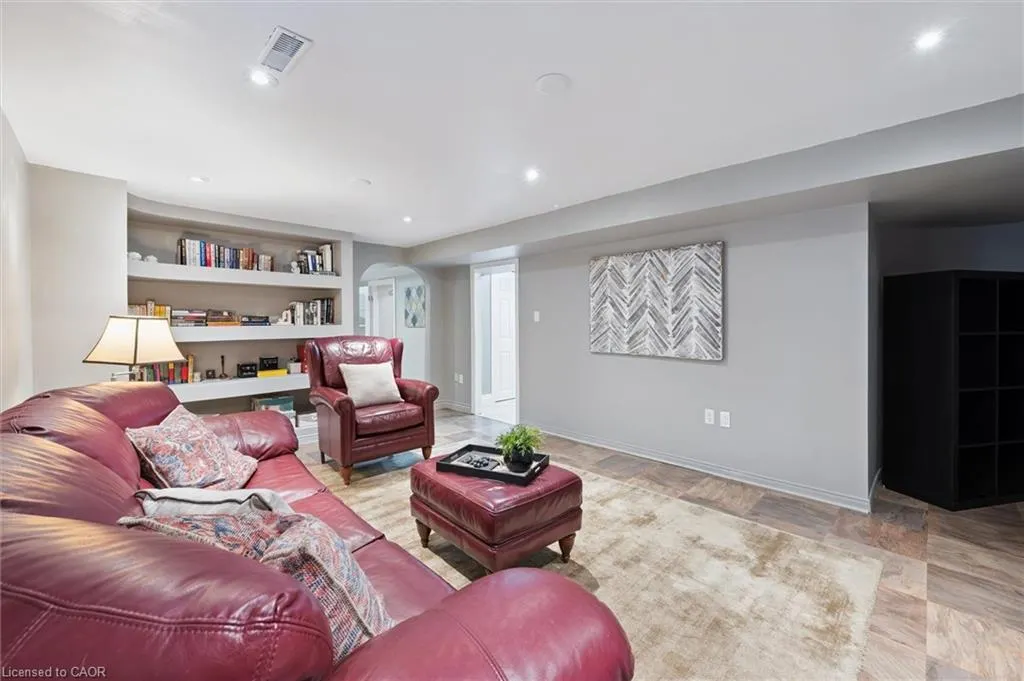 29 Algoma Drive