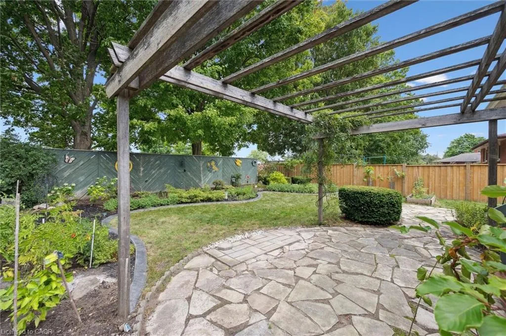 29 Algoma Drive