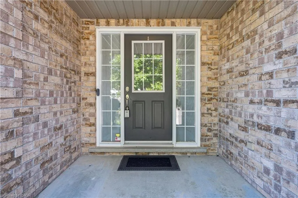 867 Creekside Drive