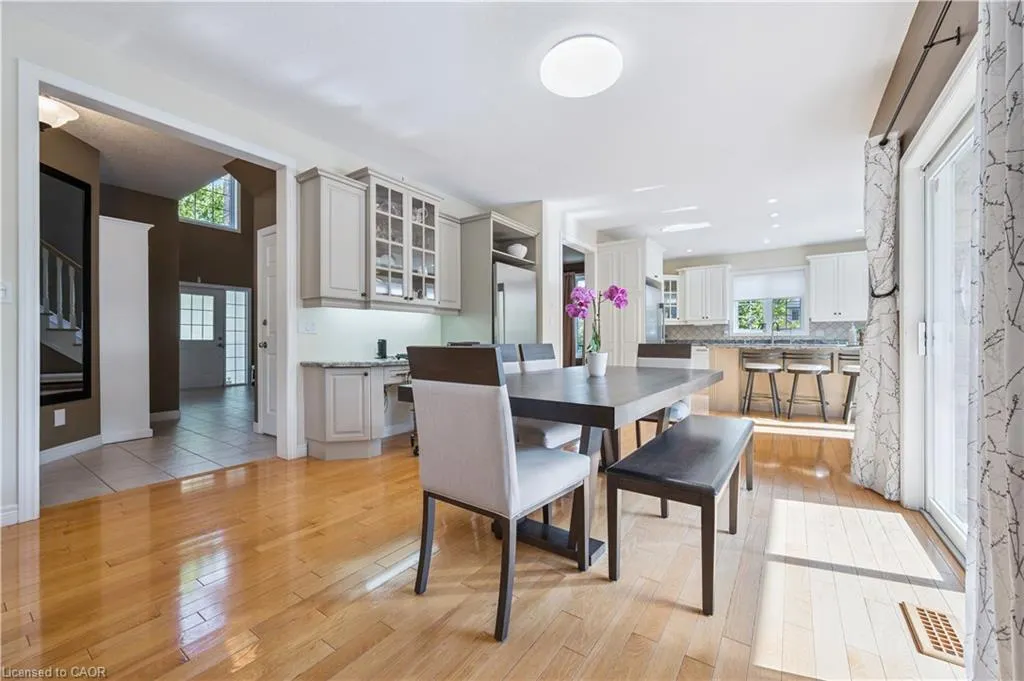 867 Creekside Drive
