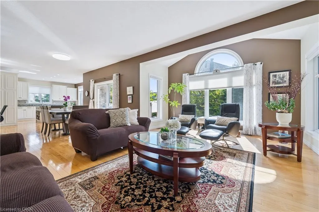 867 Creekside Drive