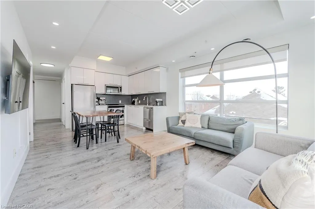 15 Prince Albert Boulevard, #414