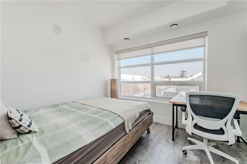 15 Prince Albert Boulevard, #414
