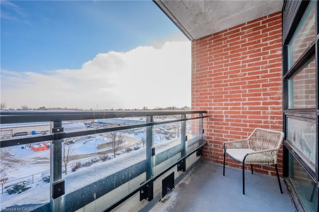 15 Prince Albert Boulevard, #414