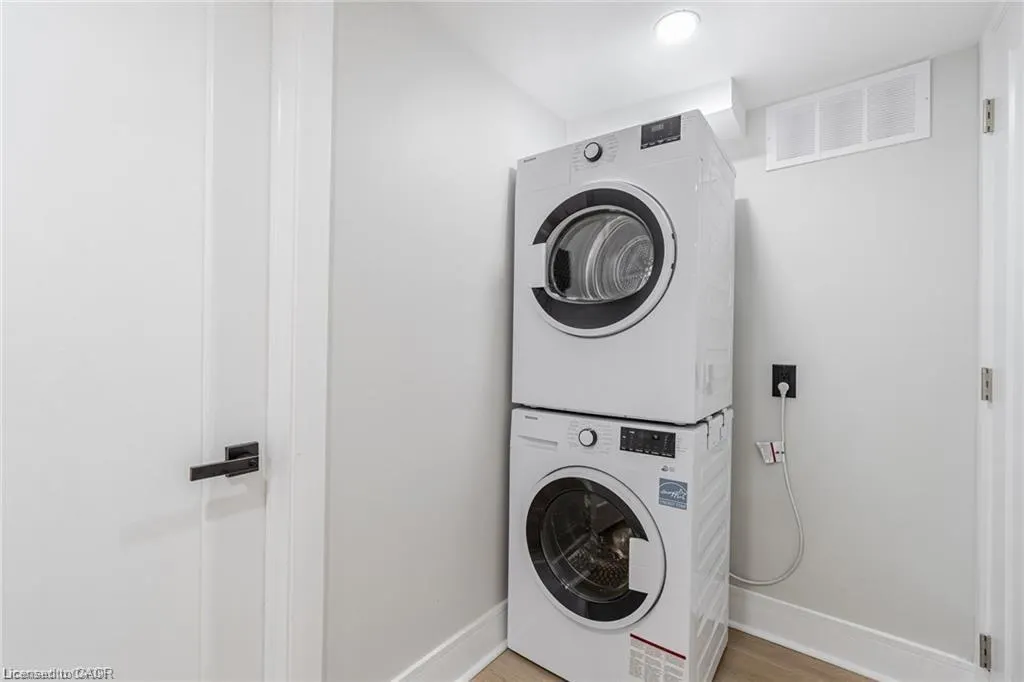 331 Rawdon Street, #Basement