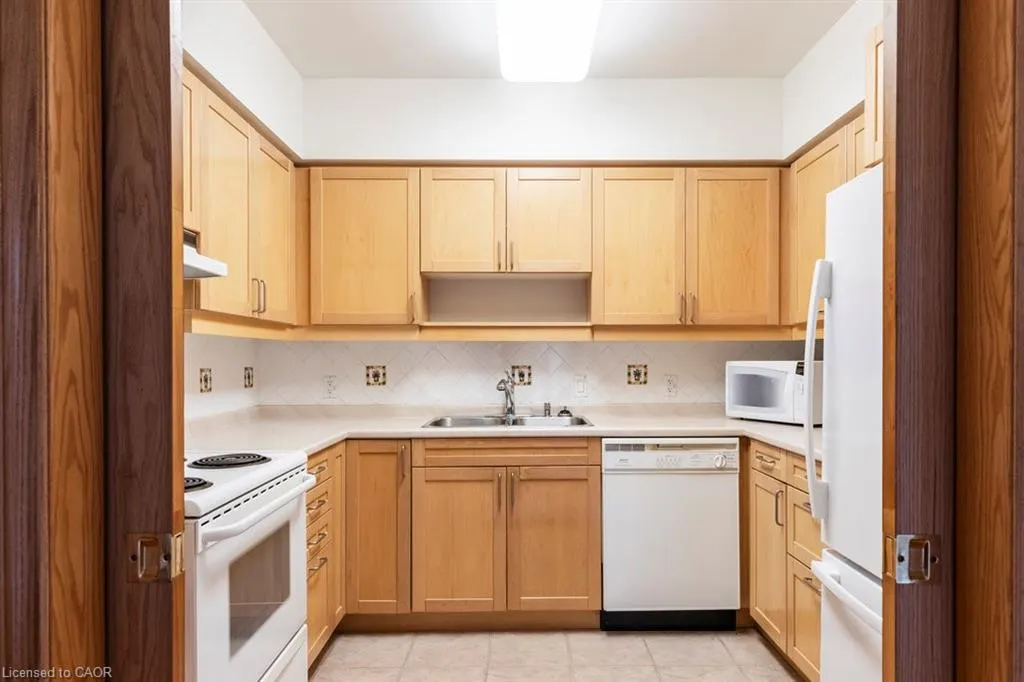 77 Governors Road, #604