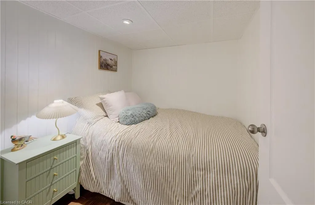 53 Isaac Shantz Drive
