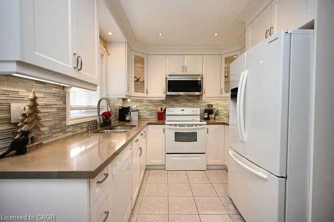 7019 Graydon Court
