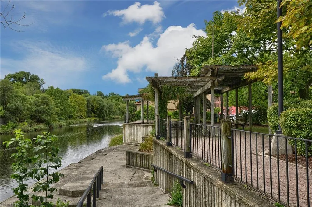 19 Guelph Avenue, #105