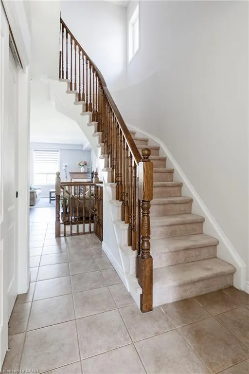 56 Marina Point Crescent