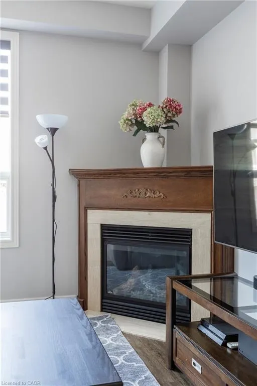 56 Marina Point Crescent