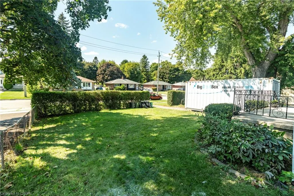 83 Winston Boulevard