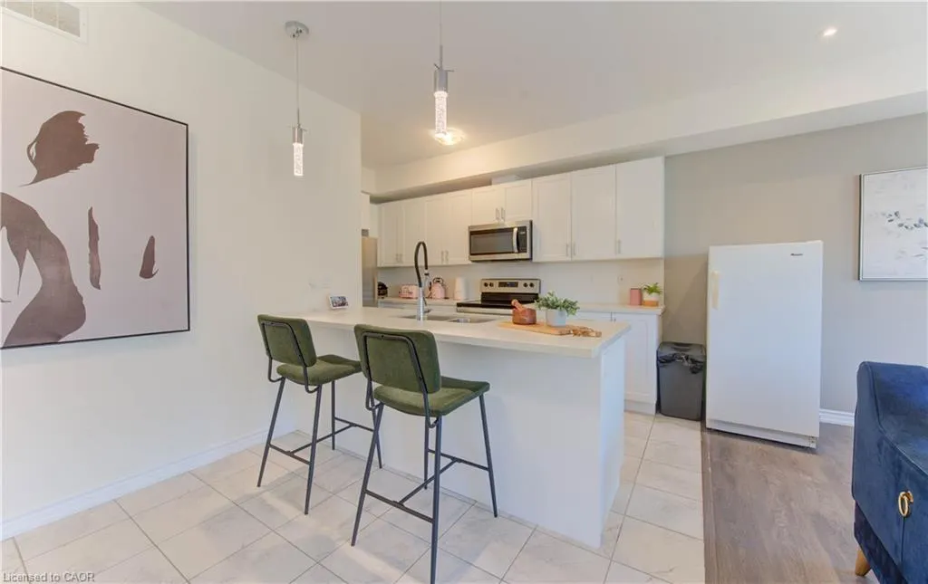 385 Westwood Drive, #B