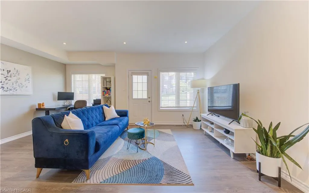 385 Westwood Drive, #B