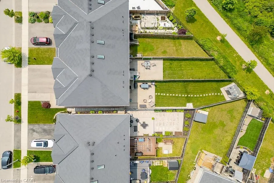 123 Westbank Trail