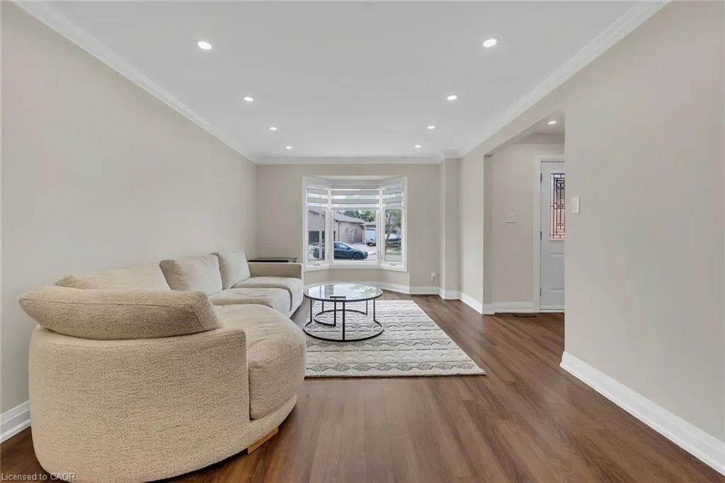 125 Valera Drive