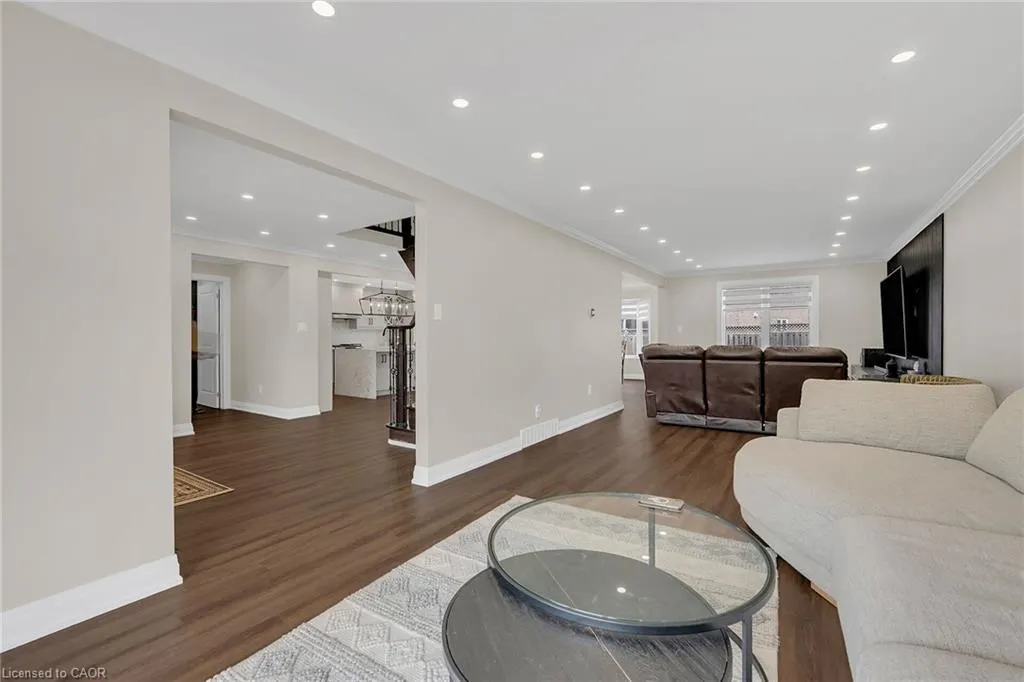 125 Valera Drive