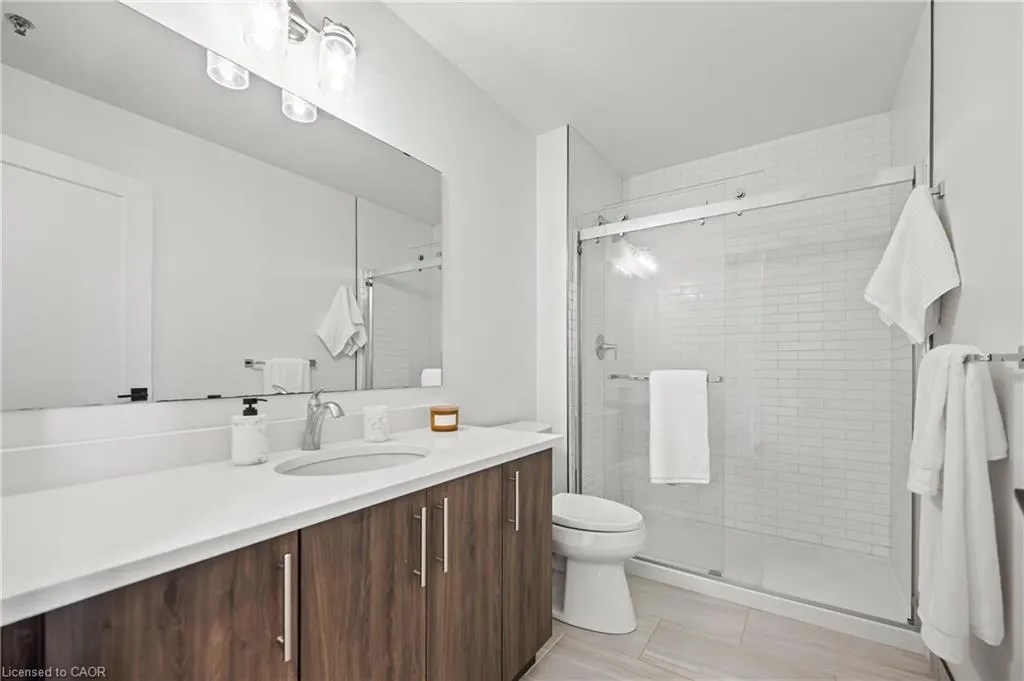 19 Guelph Avenue, #207