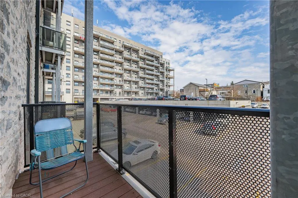 19 Guelph Avenue, #207