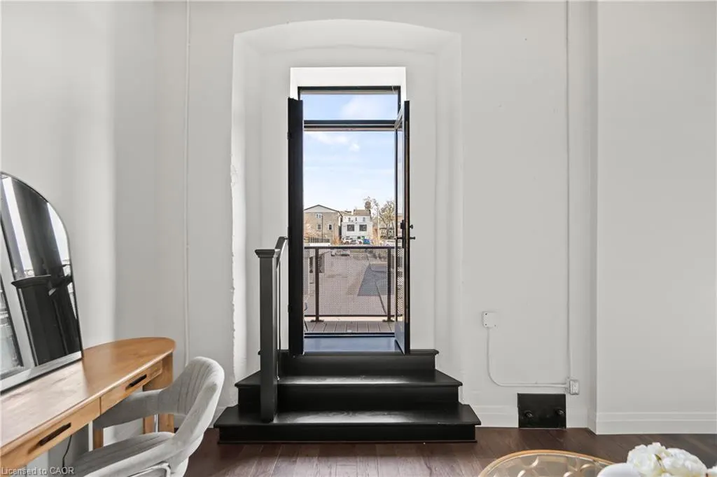 19 Guelph Avenue, #207