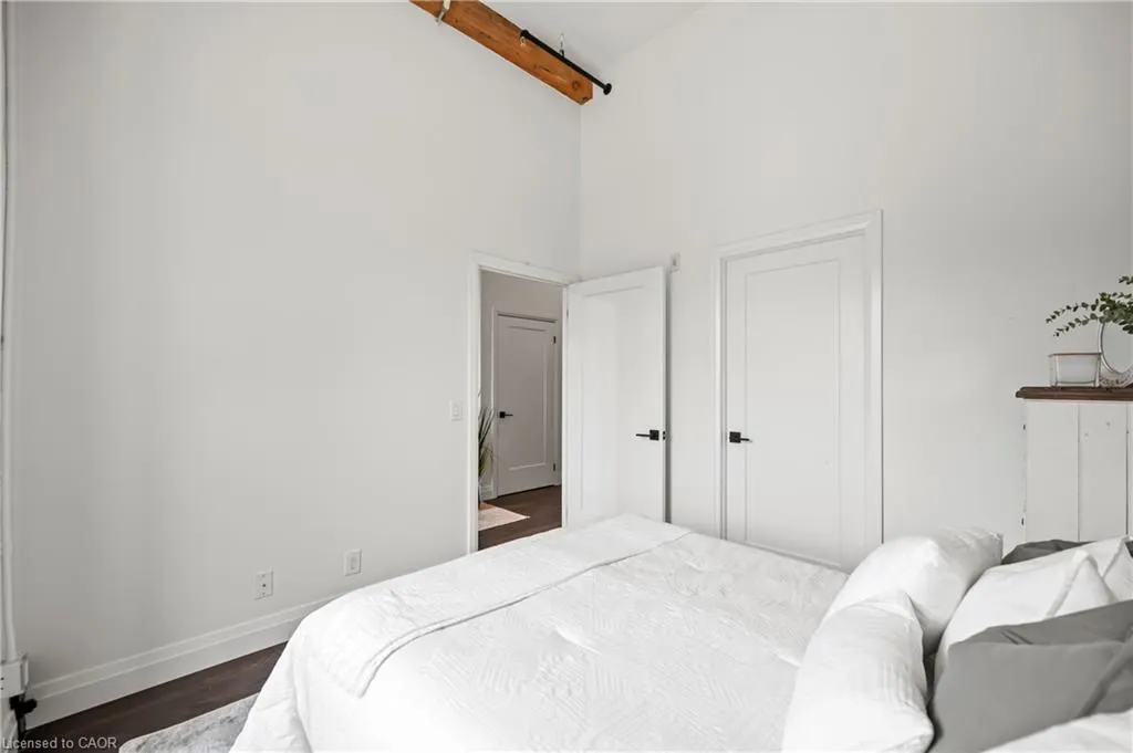 19 Guelph Avenue, #207