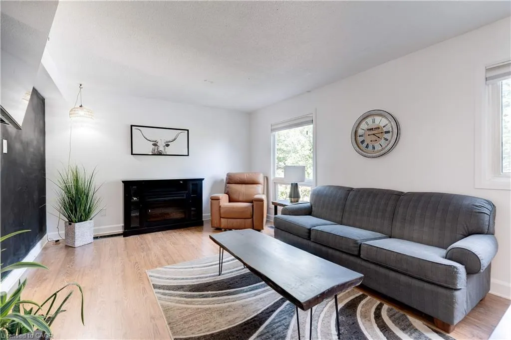 2261 Leominster Drive