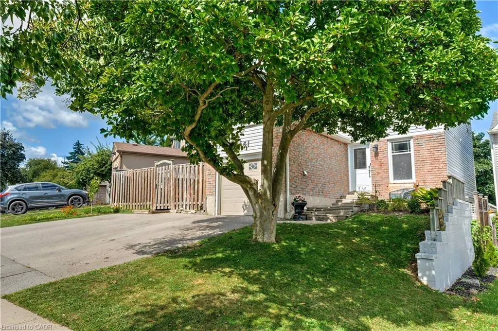 2261 Leominster Drive